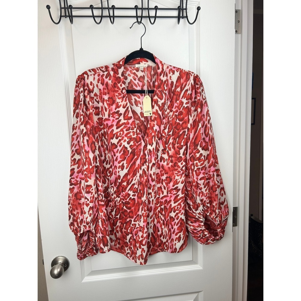Jodifl‎ Kimberly Red Pink Leopard Print V-Neck Puff Sleeve Blouse NWT Medium